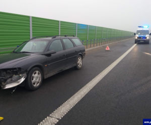 Pierwsze przymrozki i wypadki gotowe. Zmienna aura daje się we znaki