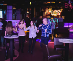 Miły Wieczór klubowy w Enjoy