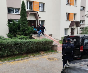 Rodzinny horror w Kielcach! Reporterka Super Expressu była na miejscu tragedii, widziała przerażający moment