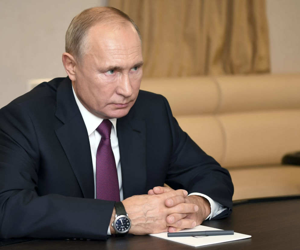 Putin ma Parkinsona? Odda władzę w styczniu. Szokujące plotki