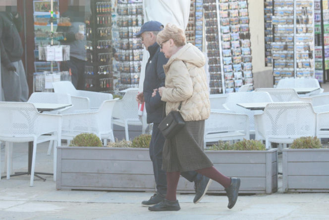 Stefan Friedmann z żoną na spacerze