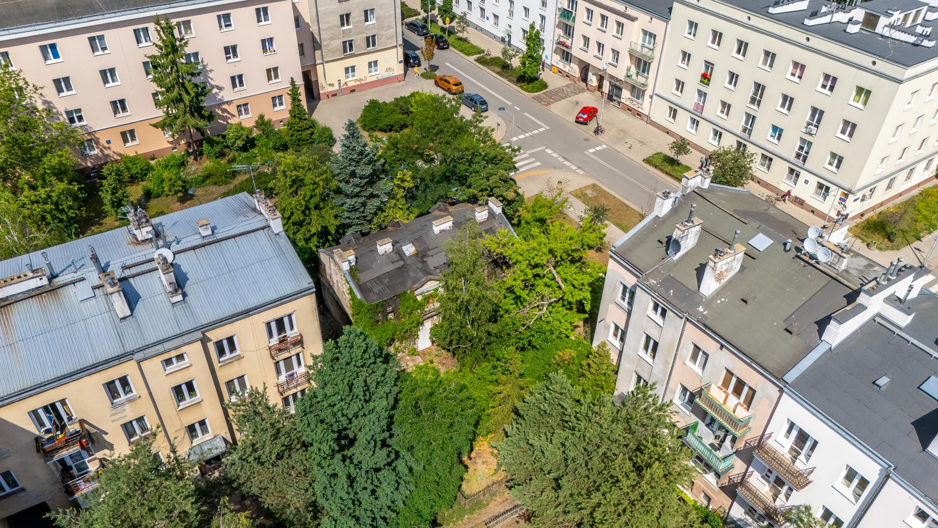 Dom przy Kaleńskiej 12 w Warszawie