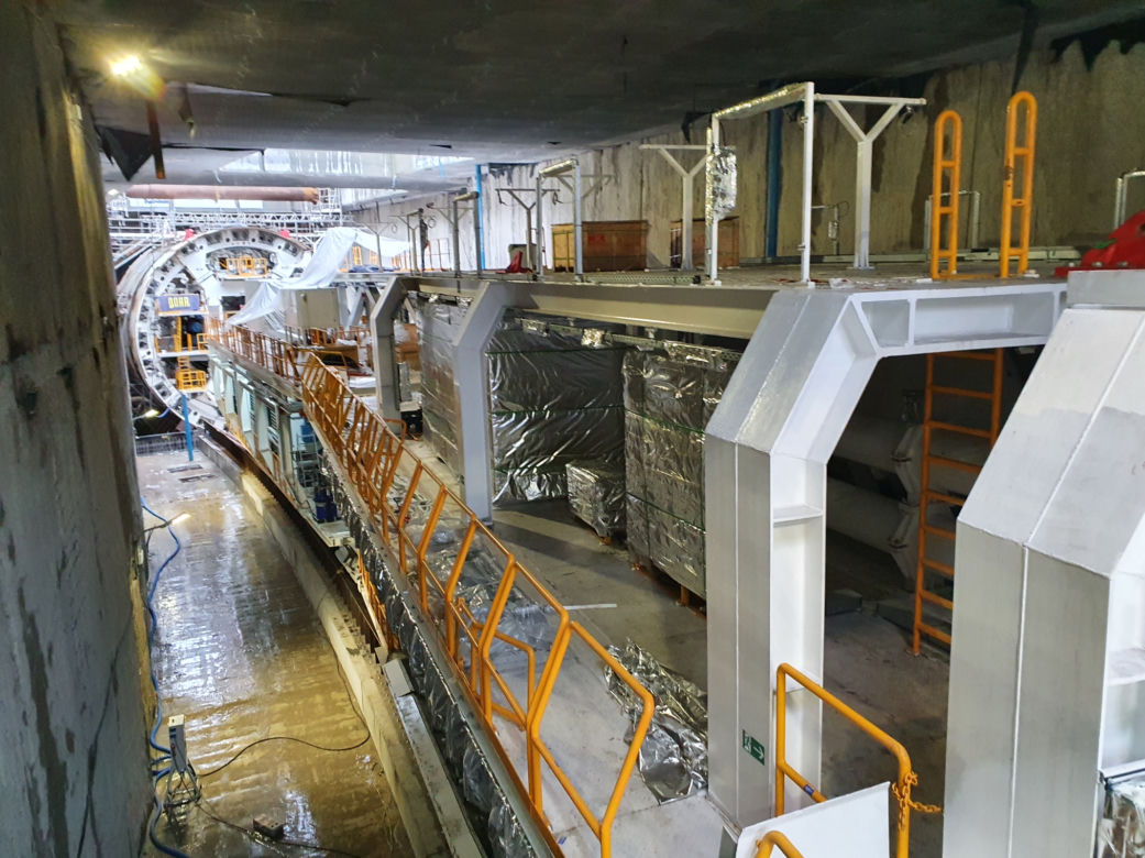 Maszyna TBM prawie gotowa do drążenia tunelu pod Świną