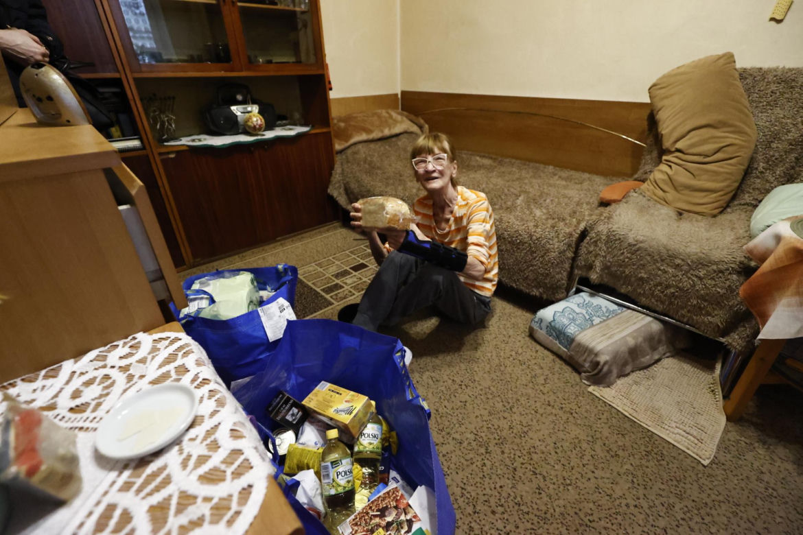 Zanieśliśmy Wigilię seniorom na Pradze. Ekipa "Super Expressu" razem ze stowarzyszeniem "Otwarte Drzwi"