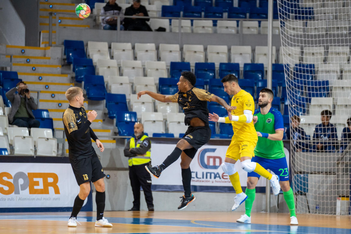 UEFA Futsal Champions League: Constract Lubawa - MNK Olmissum 7:2