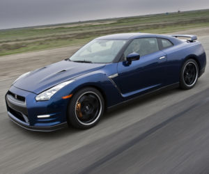 Nissan GT-R