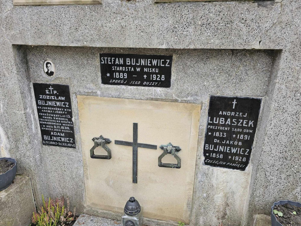 Stary cmentarz w Rzeszowie najstarsza zachowana nekropolia w mieście