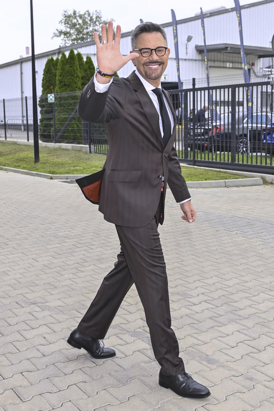 Gwiazdy na jesiennej ramówce Polsatu błyszczały błękitem i dekoltami poniżej pasa. Tylko Ada Fijał i Kasia Cichopek przełamały sztampę