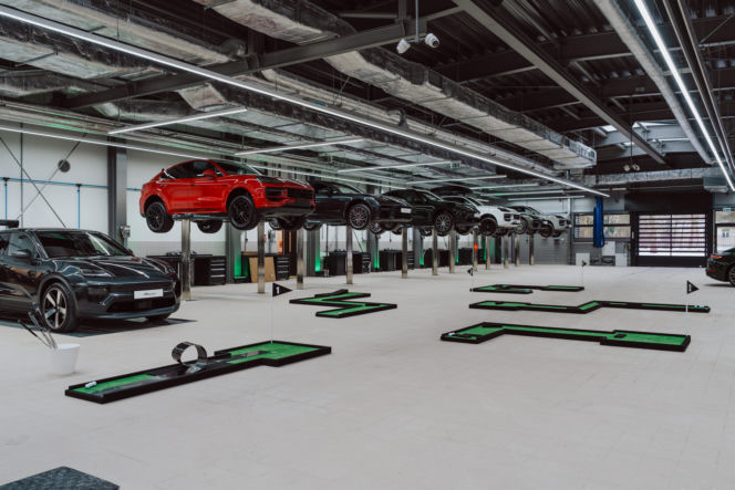 Porsche Centrum Warszawa Wawer