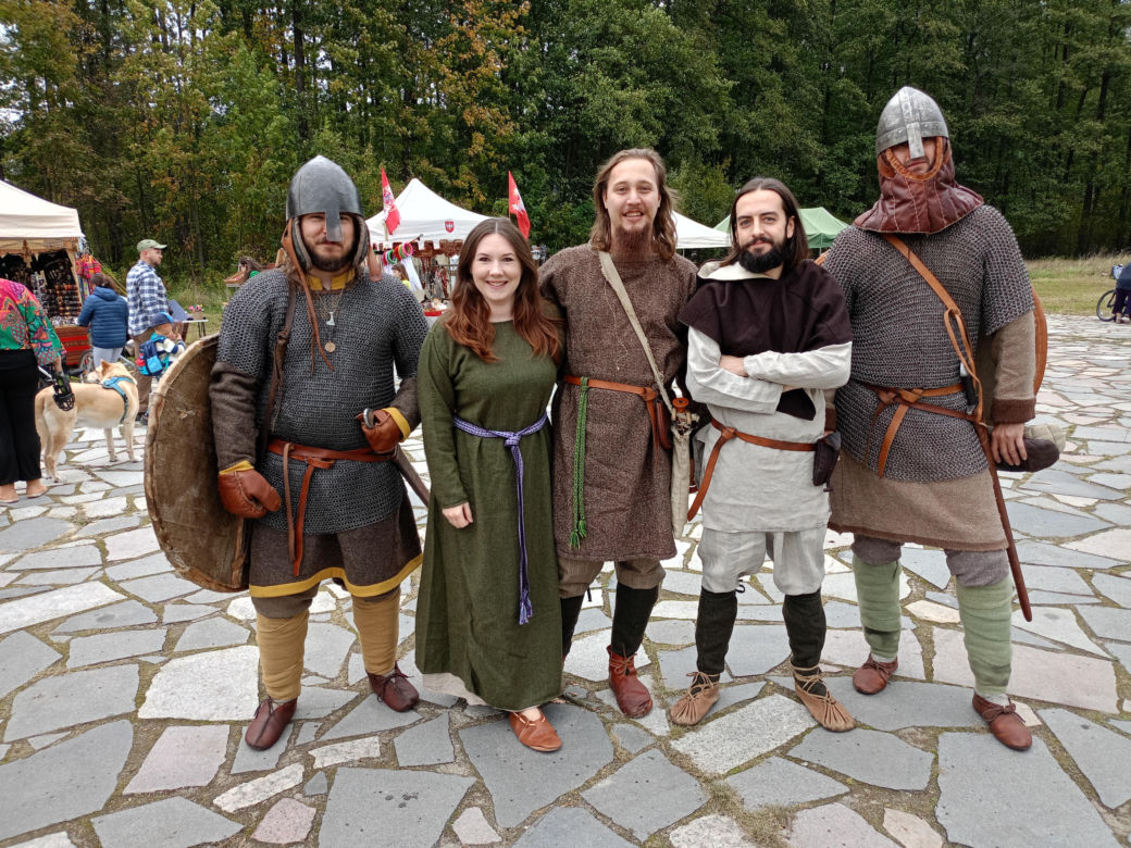 Odbywający się w Mrozach Festyn Archeologiczny to wydarzenie, które z roku na rok przyciąga coraz więcej umieszkańców regionu i turystów