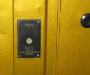 Wnętrze Szpiegowa w Warszawie