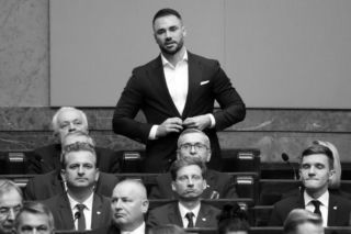 Ponad podziałami w obliczu tragedii. Politycy żegnają posła Łukasza Litewkę