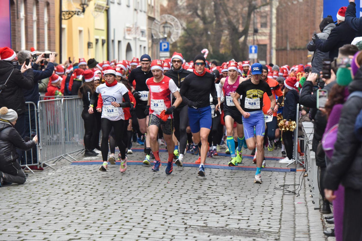 XXII Festiwal Biegów Świętych Mikołajów w Toruniu