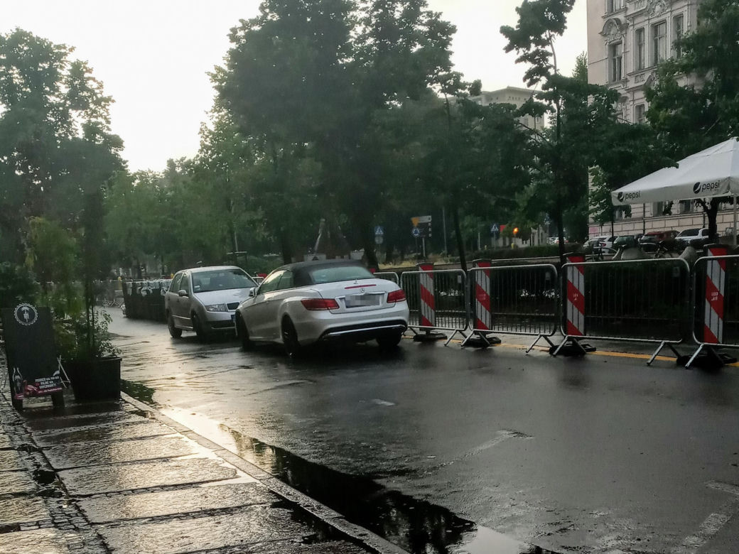 Parkowanie na alei Jana Pawła II