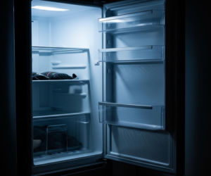 Dwoje dzieci udusiło się w lodówce! Zatrzasnęły się podczas zabawy w chowanego