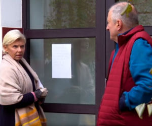 Barwy szczęścia, odc. 2027. Krystyna (Hanna Bieluszko), Jaworski (Jacek Kałucki)