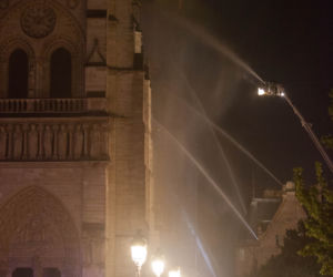 pożar katedry Notre-Dame w Paryżu (15.04.2019)