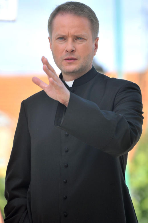Artur Żmijewski