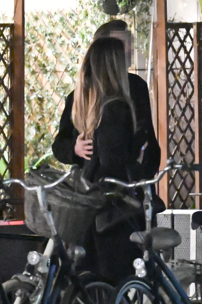 Sandra Kubicka przyłapana z przystojniakiem