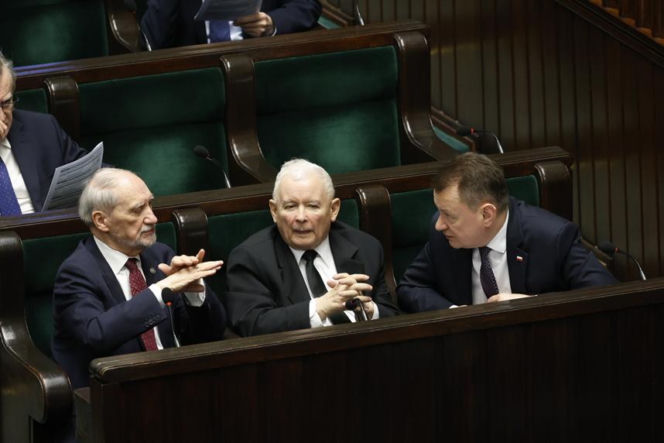 Sikorski ostro do Macierewicza w Sejmie