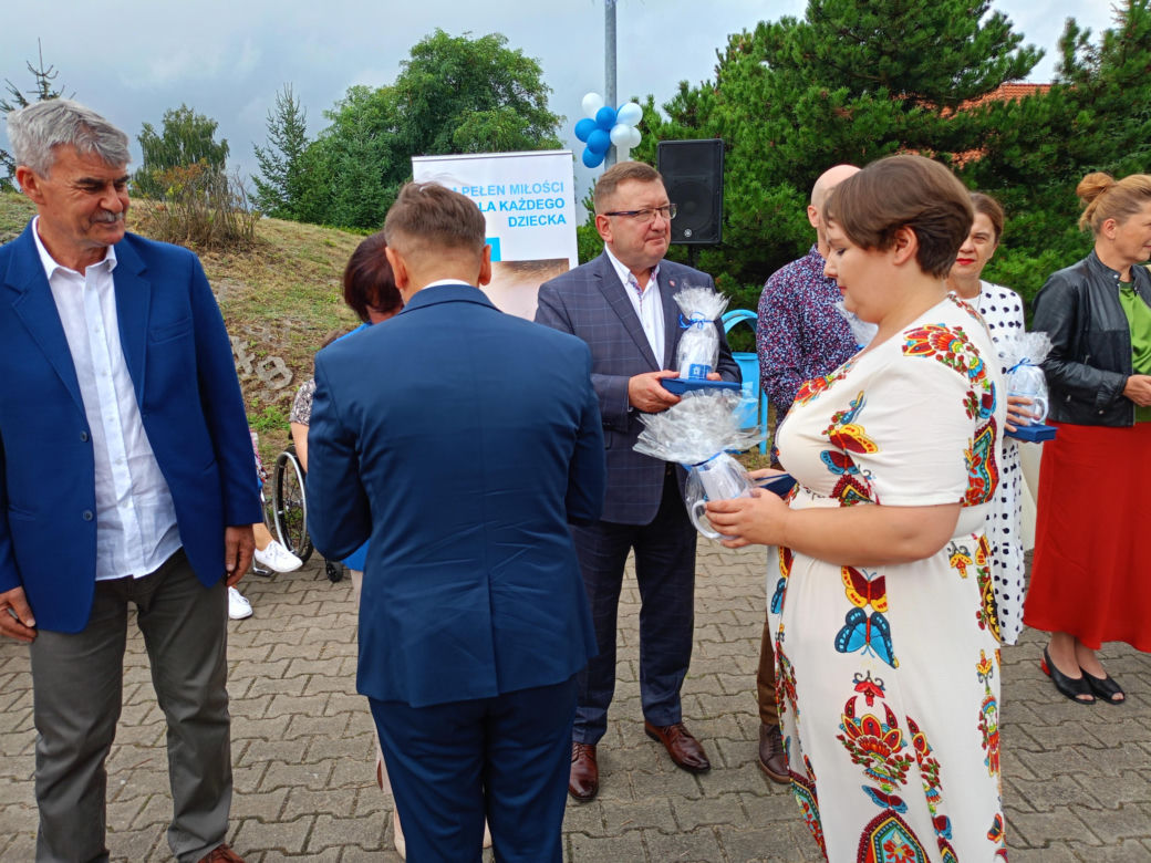 Jubileusz 25-lecia siedleckiej SOS Wioski Dziecięcej był okazją do wspólnej zabawy i wręczenia prezentów i pamiątek dla osób zaangażowanych w program