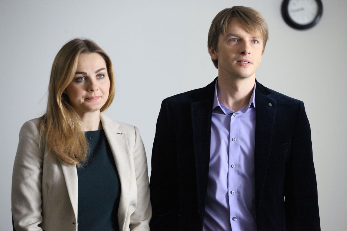 PRZYJACIÓŁKI 2 sezon odc. 20. INGA (Małgorzata Socha), ANDRZEJ (Adam Krawczyk), 