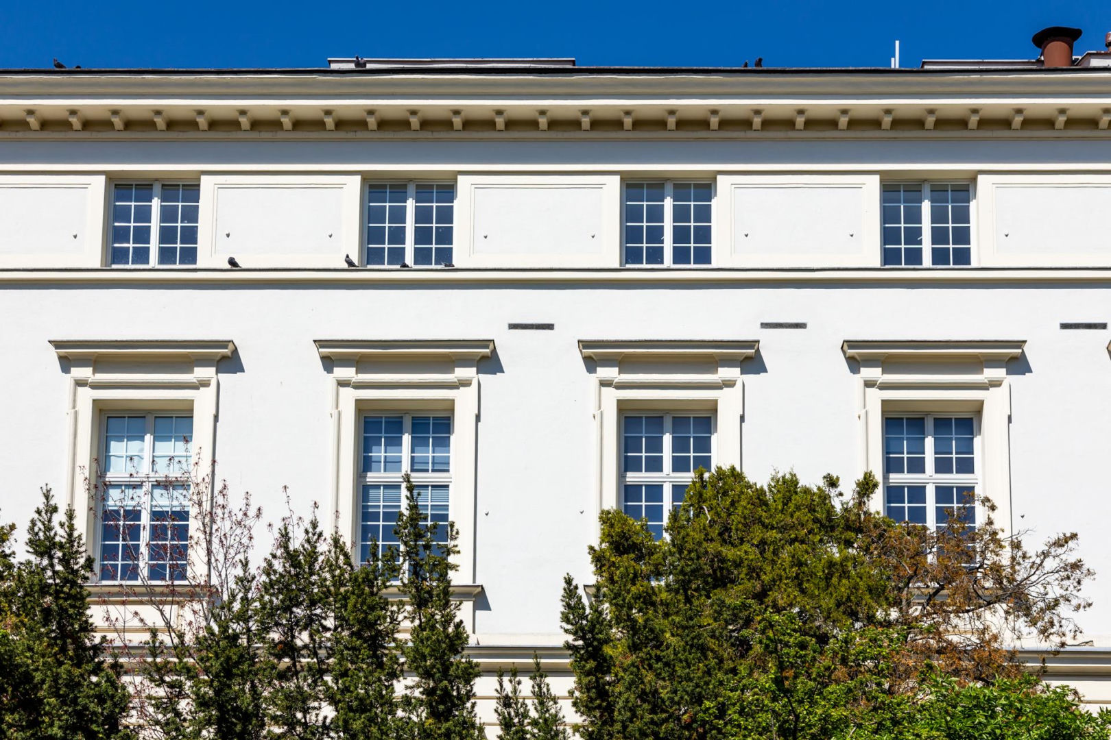 Foksal 10 w Warszawie