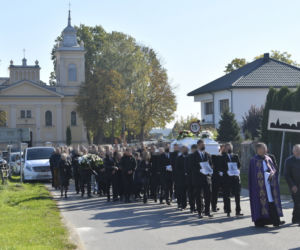 Ciała Magdy i Gabrysi złożone w grobie