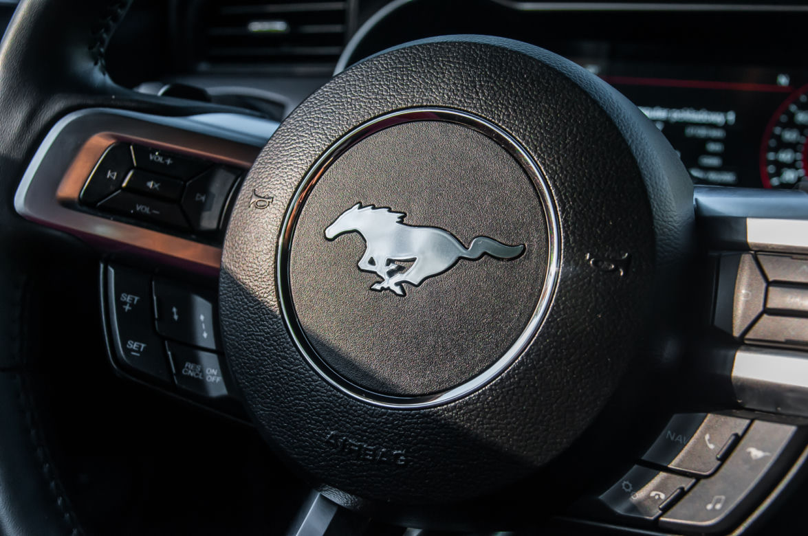 Ford Mustang GT Fastback 5.0 V8 450 KM