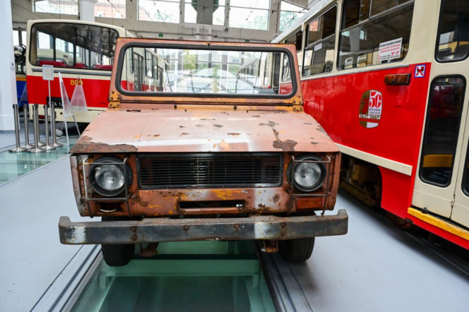 Prototyp terenowego Poloneza w Muzeum Techniki i Komunikacji w Szczecinie
