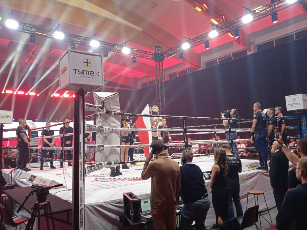 Złotów Boxing Night za nami. Emocjonujące pojedynki rozgrzały Złotów