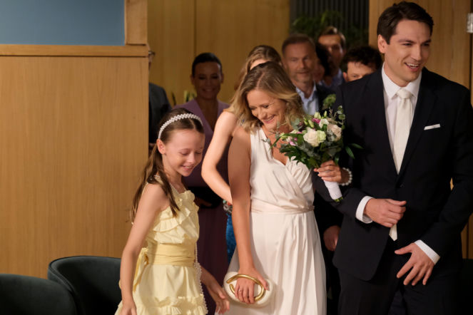 M jak miłość, odcinek 1903: Skromny ślub Julii i Dimy. Pobiorą się, a potem pożegnają i wyjadą na zawsze z Polski - ZDJĘCIA