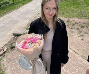 Dzień pełen emocji i wzruszeń. Maturzyści Baczyńskiego w Starachowicach żegnają szkołę