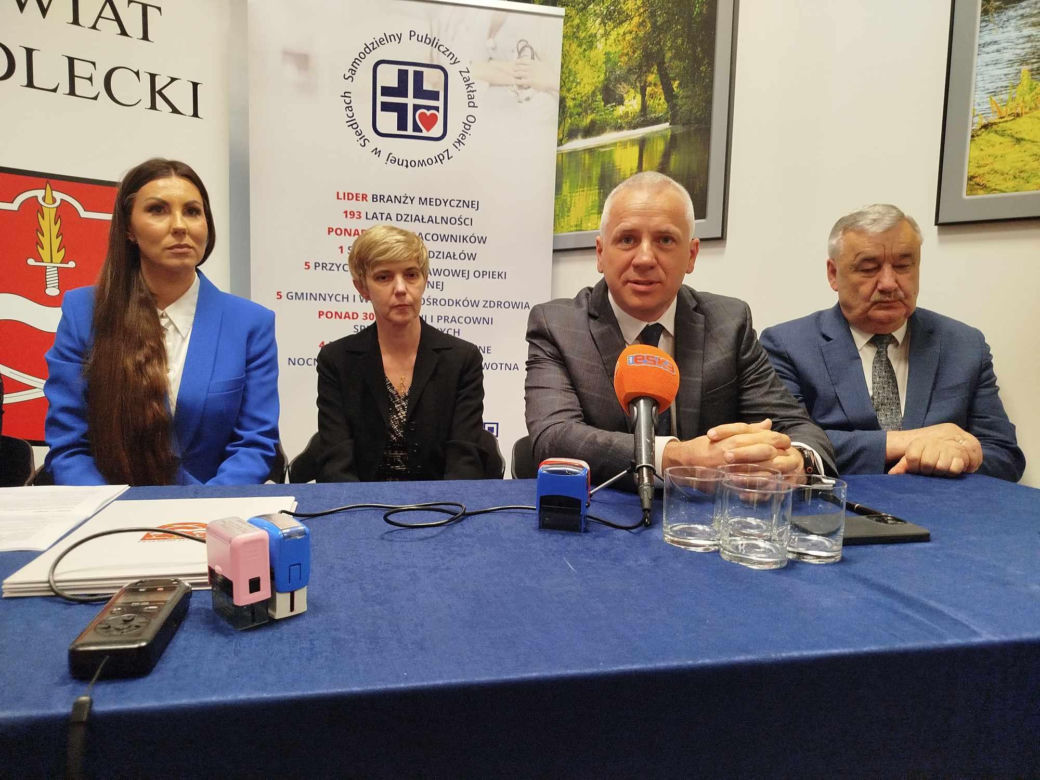 Umowa na przekazanie dotacji na zakup nowego sprzętu dla Szpitala Miejskiego w Siedlcach została podpisana 28 kwietnia