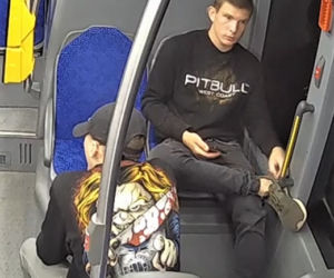Poznajecie tych mężczyzn? Mogą mieć związek z rozbojem we Wrocławiu