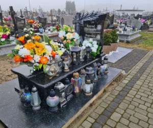 Groby 5 młodych ludzi, którzy zginęli w Boże Narodzenie w Tryńczy [ZDJĘCIA]