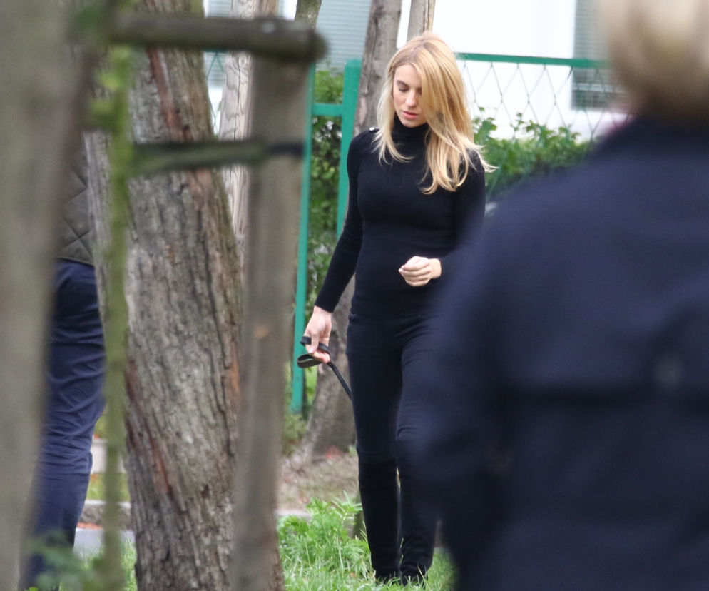Kasia Tusk piję herbatkę dla kobiet w ciąży
