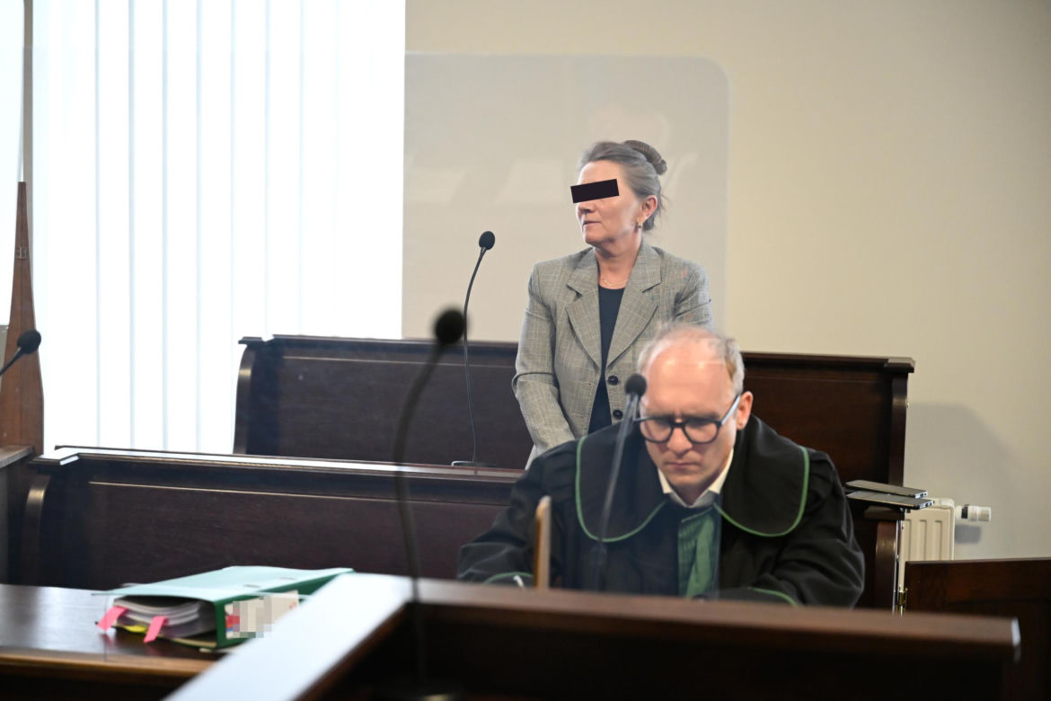 "Zaszczepiła" 40 dzieci nieznanym preparatem, narażając ich życie i zdrowie. Emerytowana pielęgniarka stanęła przed sądem