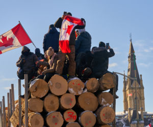 Wielkie protesty przeciw restrykcjom covidowym w Kanadzie! Będziemy tu póki ich nie zniosą