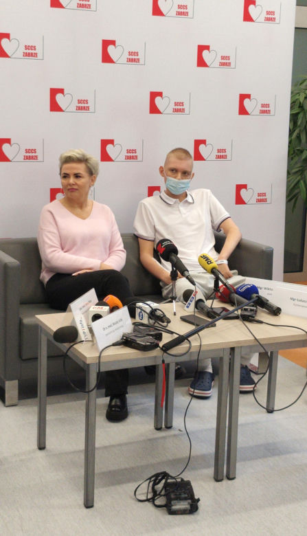 Kacpra prawie wykończyła grypa. Dostał nowe płuca i dzięki temu dożył do swojej "osiemnastki"