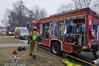 Tragiczny pożar w bloku na Dolnym Śląsku. Służby walczyły z ogniem, jest ofiara śmiertelna