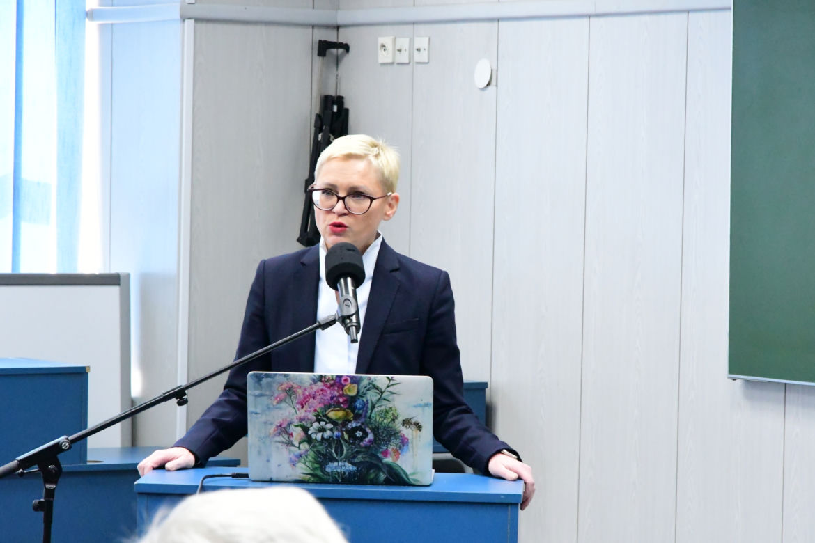 Porodówka zmieniła się nie do poznania. Do szpitala ruszyli studenci UKSW