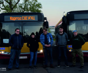 Z Warszawy na Ukrainę. Autobusy pomogą mieszkańcom