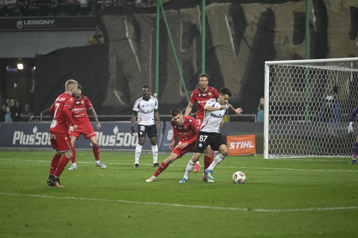 31. kolejka PKO BP Ekstraklasy 2025/2026. Mecz Legia Warszawa - Łódź Widzew