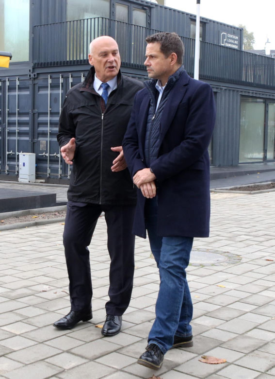 Zbudowali kontenery dla handlarzy, nikt nie chce z nich korzystać. Co poszło nie tak z Centrum Lokalnym Kamionek?