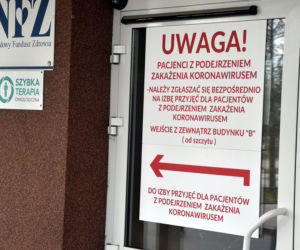 Protest przed szpitalem w Łomzy - NIE dla szpitala zakaźnego