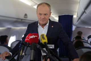 Premier Tusk stanowczo ucina doniesienia o rekonstrukcji rządu. Wprost mówi o plotce