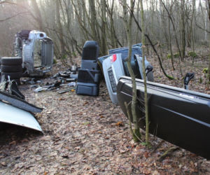 Dziupla samochodowa pod Tłuszczem