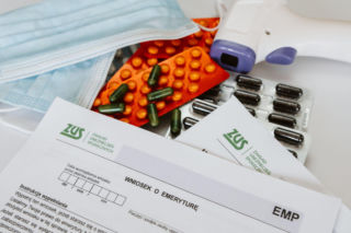 Pensja na poziomie 9 tysięcy złotych to za mało. Tyle musisz zarabiać, by dostać 4 tys. zł emerytury