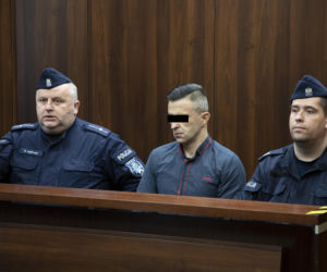  Strzelał do Andżeliki
